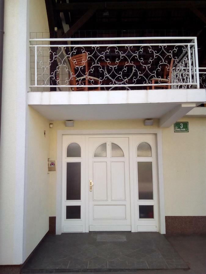 Vila Bbq Любляна Экстерьер фото